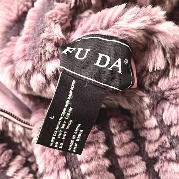 🌺3 FOR $20🌺 - FU DA Faux Fur Reversible Teddy vest Large purple - Picture 6 of 7